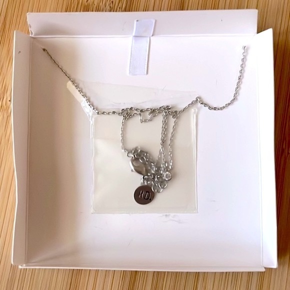 Brand New Rae Dunn Fur Mama Rhodium Plated Over Brass Necklace Dog Cat Lover Paw - Picture 9 of 12